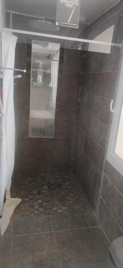 Logement Entier A 15 Mn D'Avignon, 10Mn D'Orange Deux Chambres Roquemaure  Ngoại thất bức ảnh